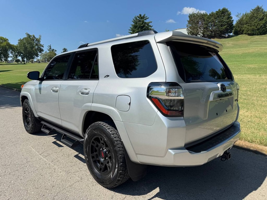 2022 Toyota 4Runner Image 4