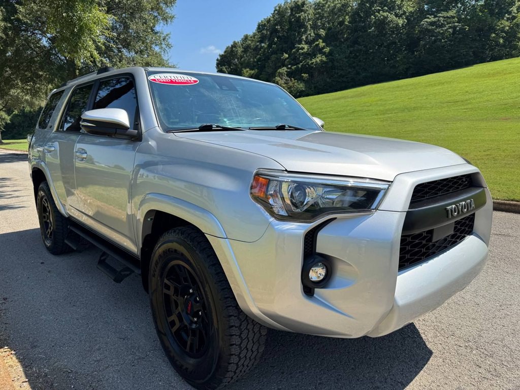2022 Toyota 4Runner Image 8