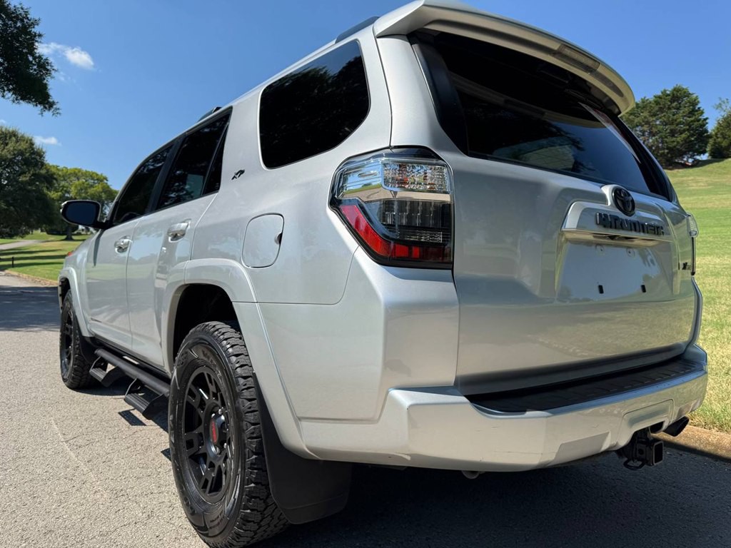 2022 Toyota 4Runner Image 11