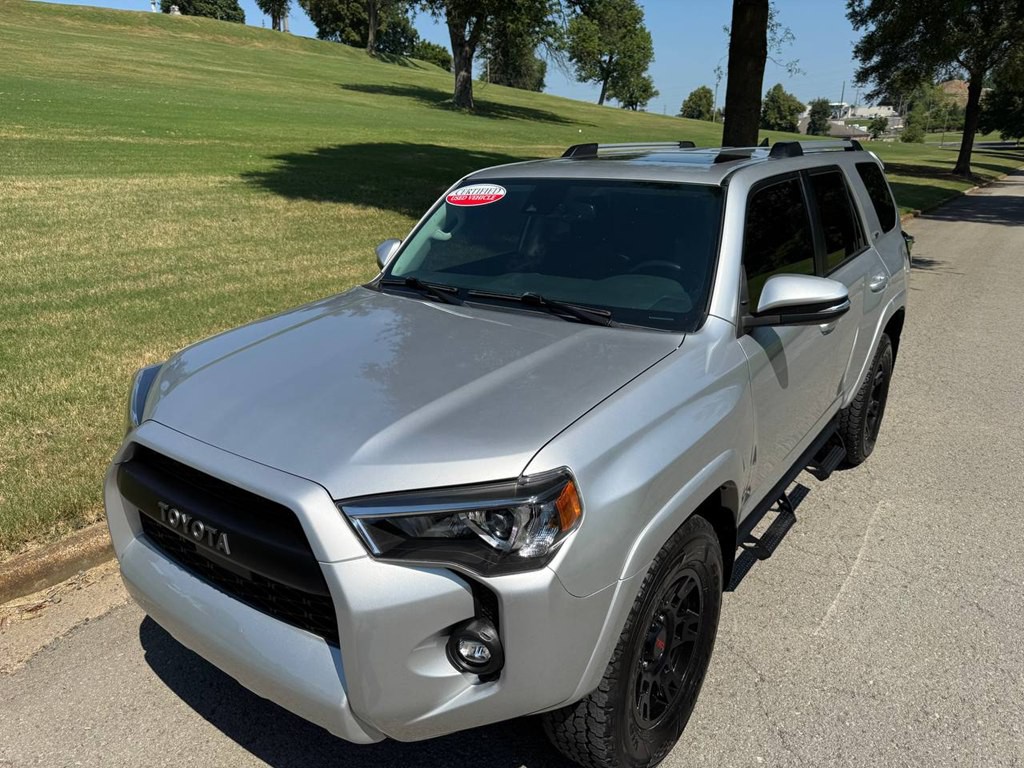 2022 Toyota 4Runner Image 32