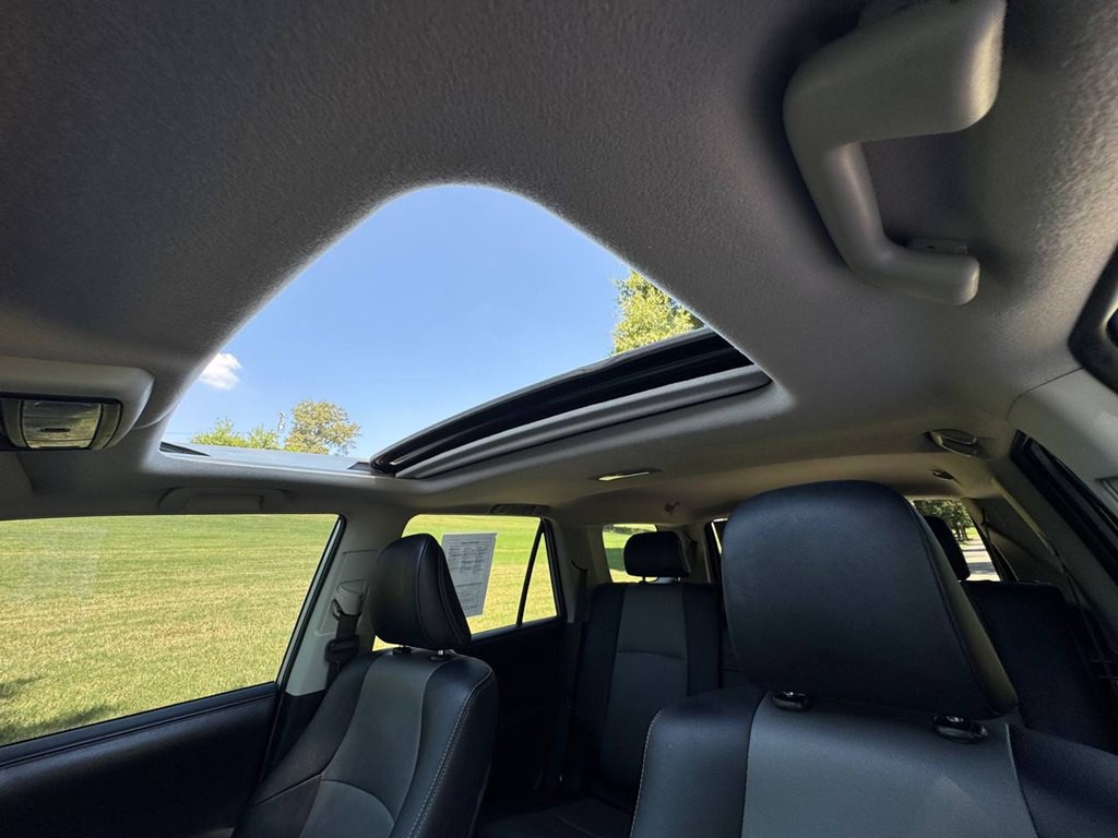 2022 Toyota 4Runner Image 38