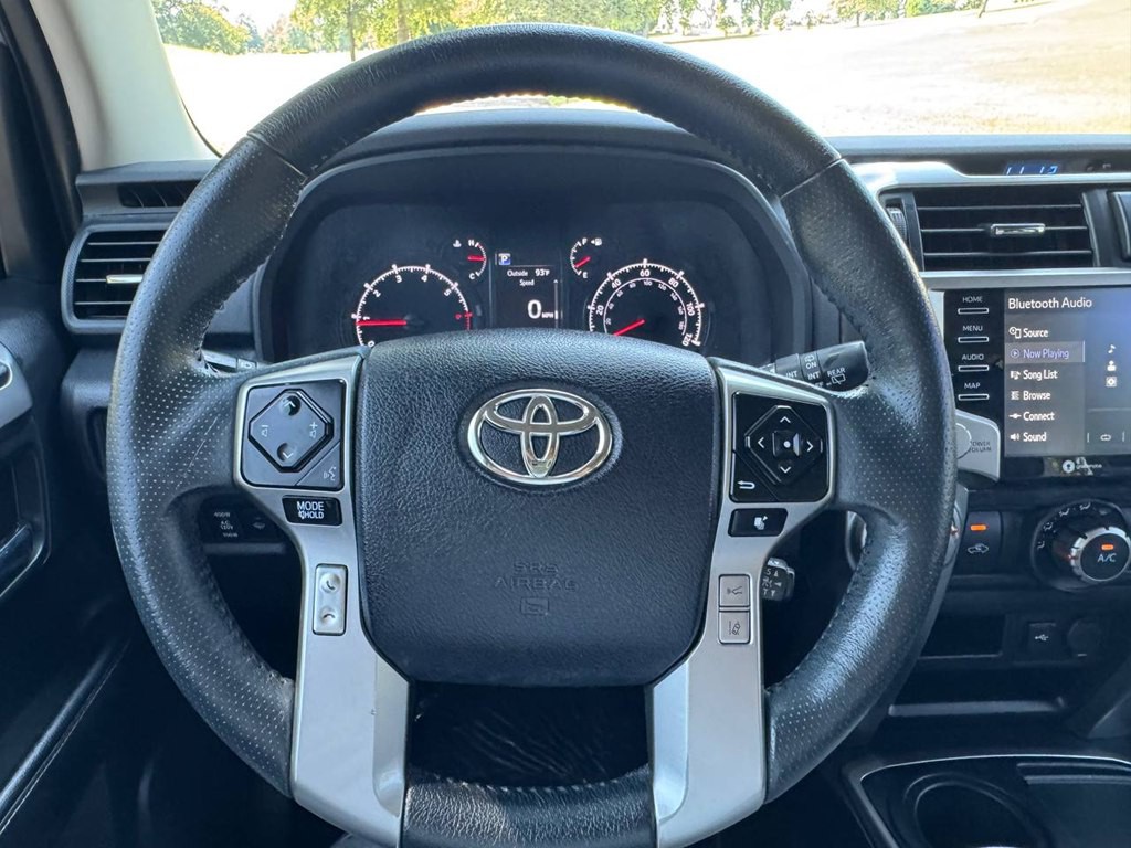 2022 Toyota 4Runner Image 40