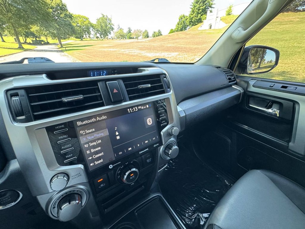2022 Toyota 4Runner Image 41