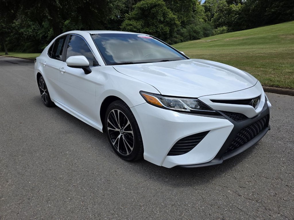 2018 Toyota Camry Image 6