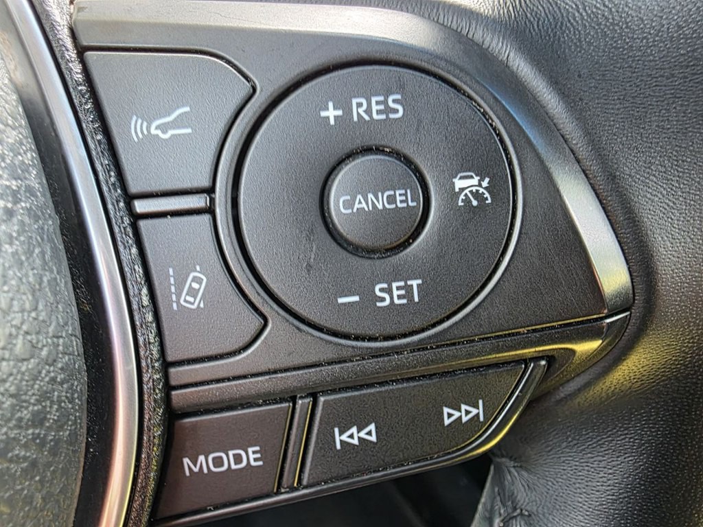 2018 Toyota Camry Image 19