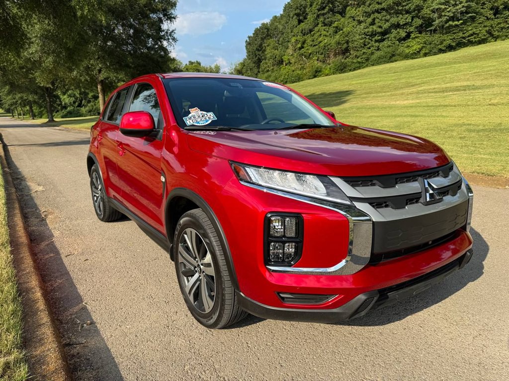 2024 Mitsubishi Outlander Image 8
