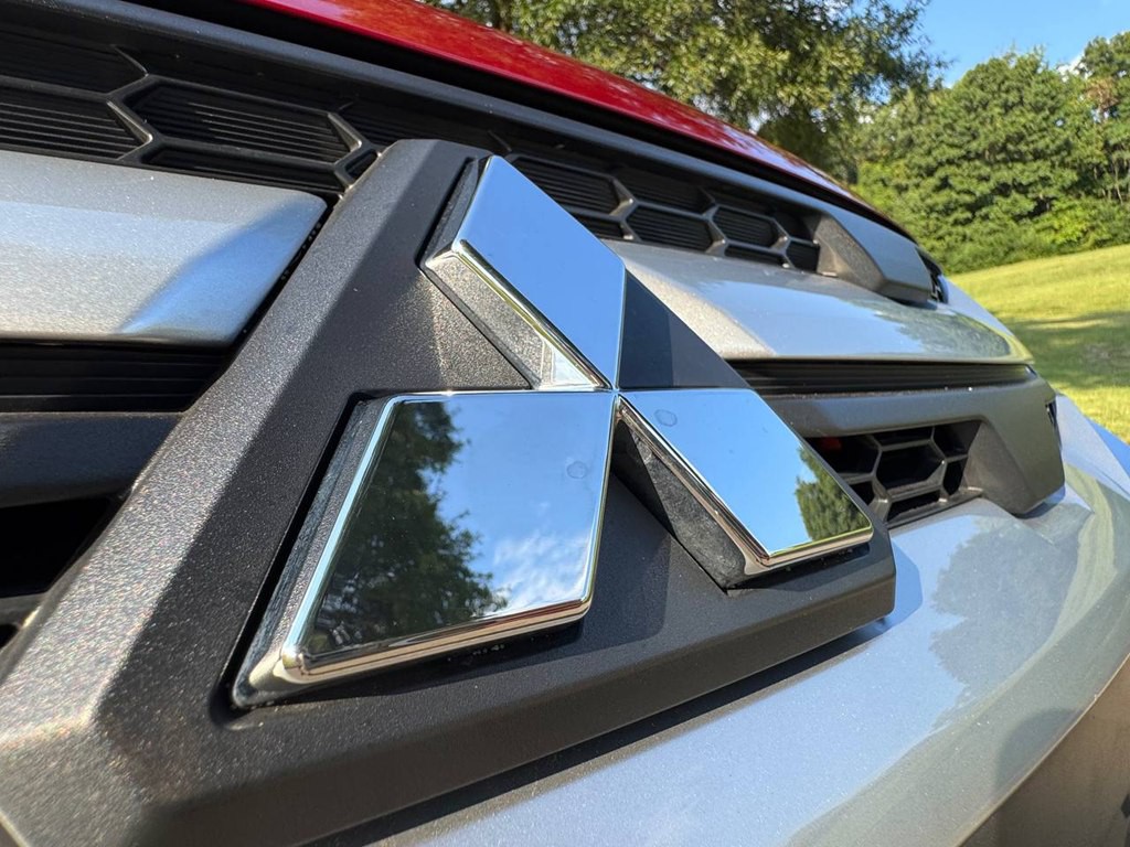 2024 Mitsubishi Outlander Image 51