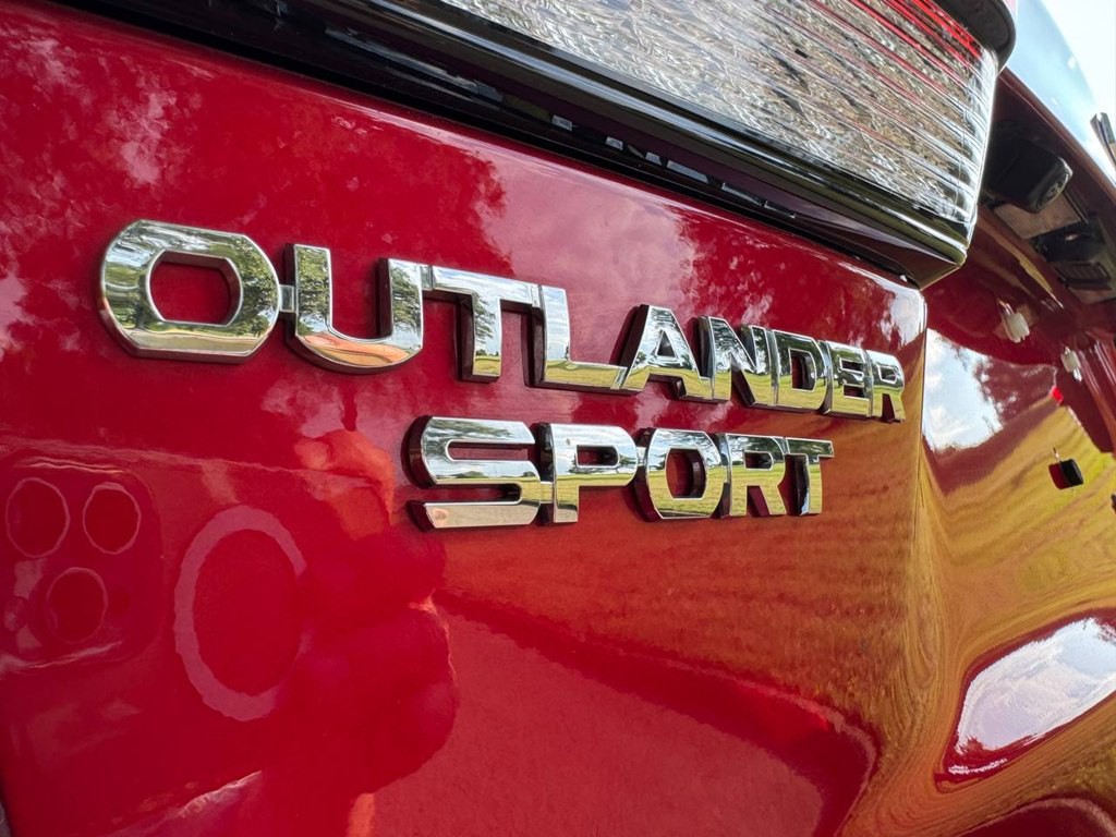 2024 Mitsubishi Outlander Image 54