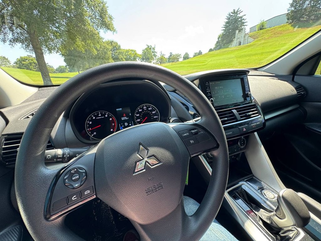 2024 Mitsubishi Eclipse Image 32