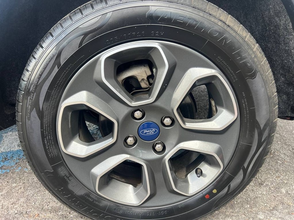 2019 Ford Econoline Image 32