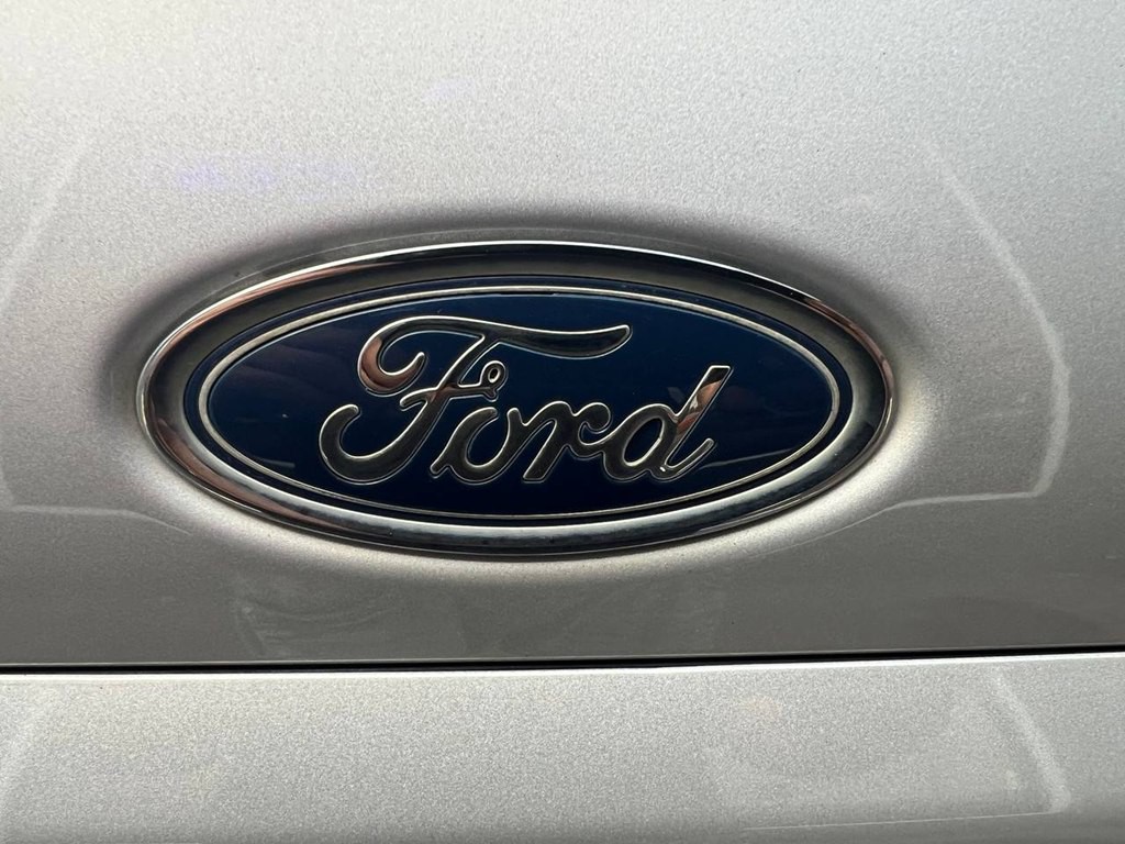 2019 Ford Econoline Image 34