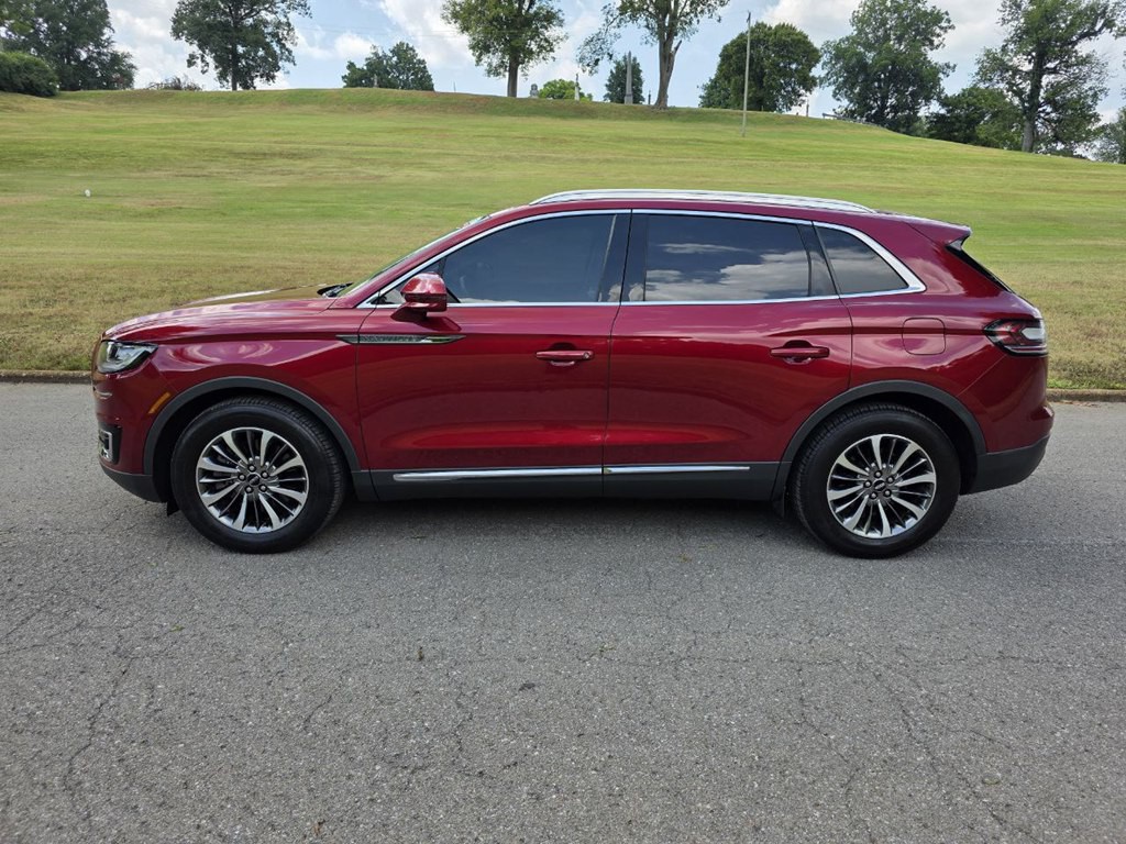 2019 Lincoln Nautilus Image 3
