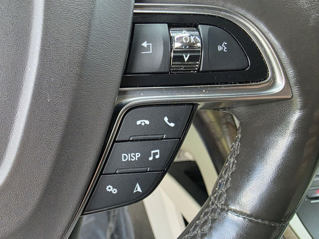 2019 Lincoln Nautilus Image 24