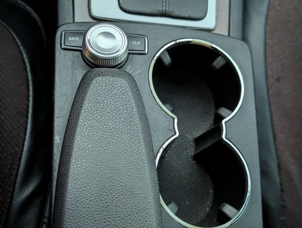 2009 Mercedes-Benz C-Class Image 24