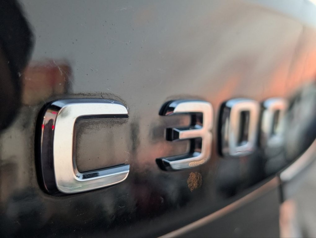 2009 Mercedes-Benz C-Class Image 30