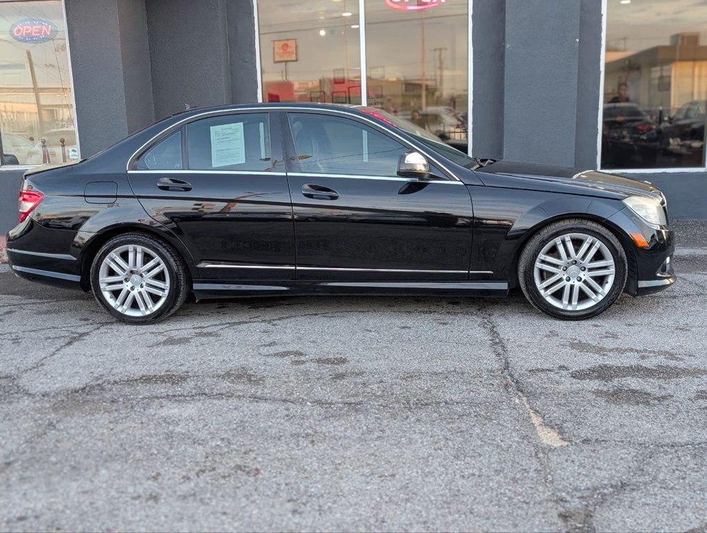 2009 Mercedes-Benz C-Class Image 5