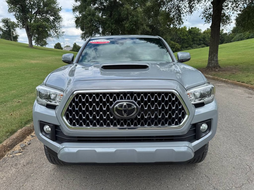 2019 Toyota Tacoma Image 9