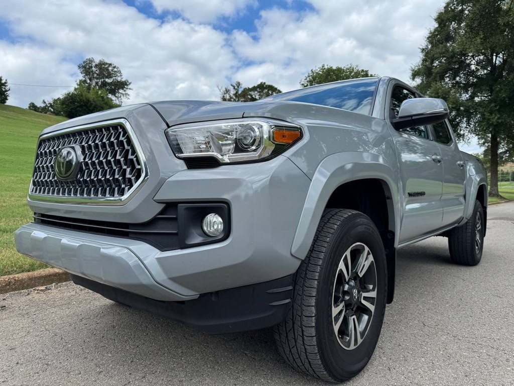 2019 Toyota Tacoma Image 10