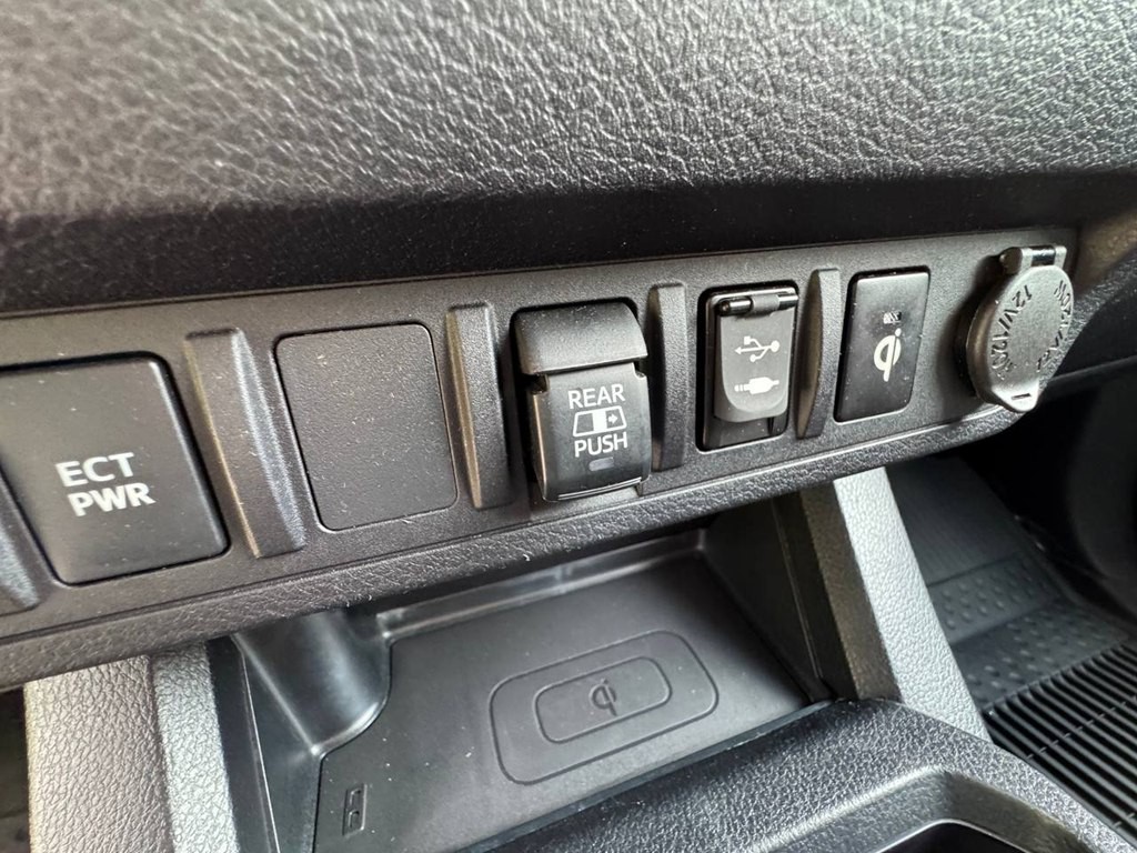 2019 Toyota Tacoma Image 15