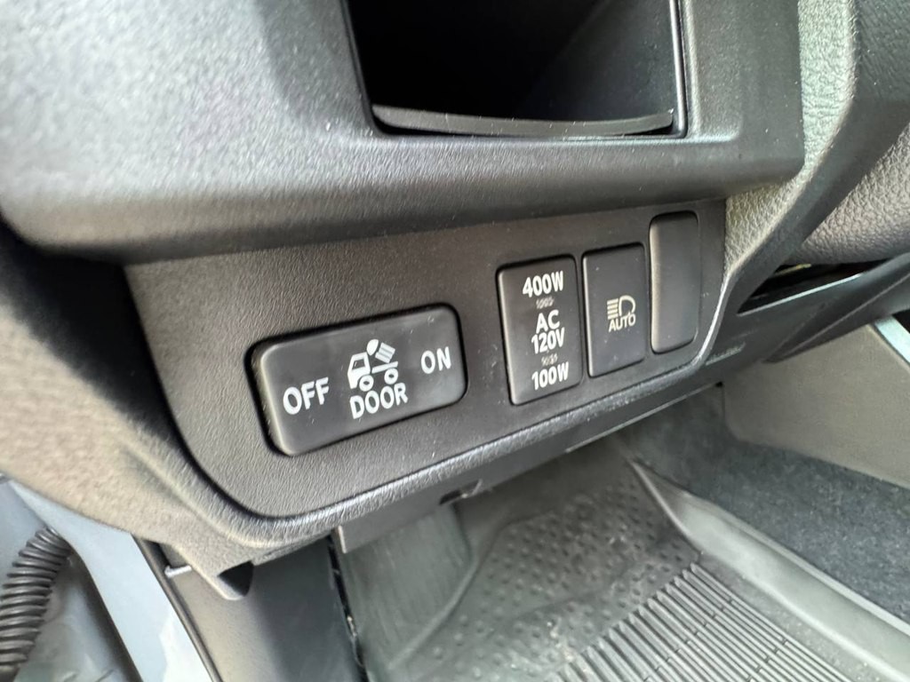 2019 Toyota Tacoma Image 17