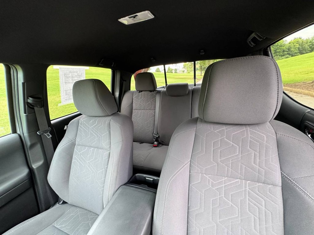 2019 Toyota Tacoma Image 23