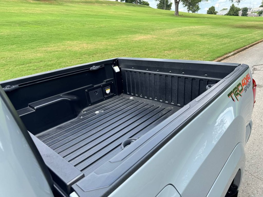 2019 Toyota Tacoma Image 30