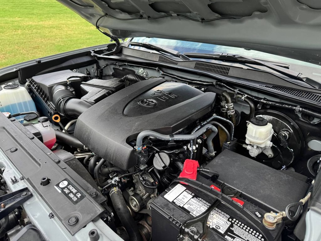 2019 Toyota Tacoma Image 35