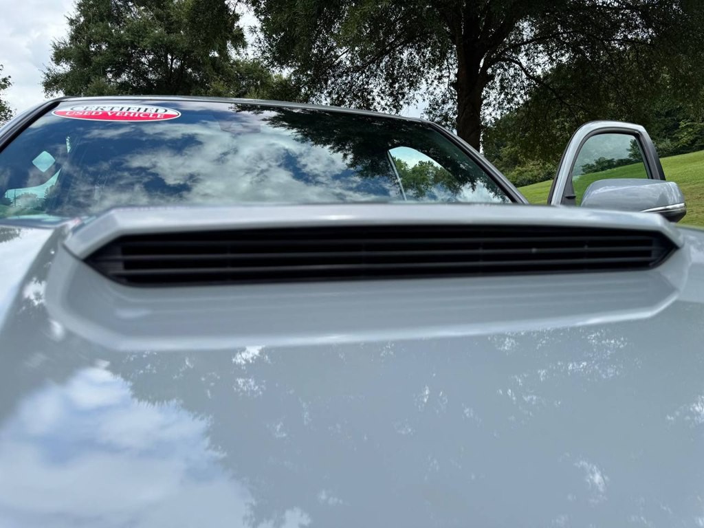 2019 Toyota Tacoma Image 38