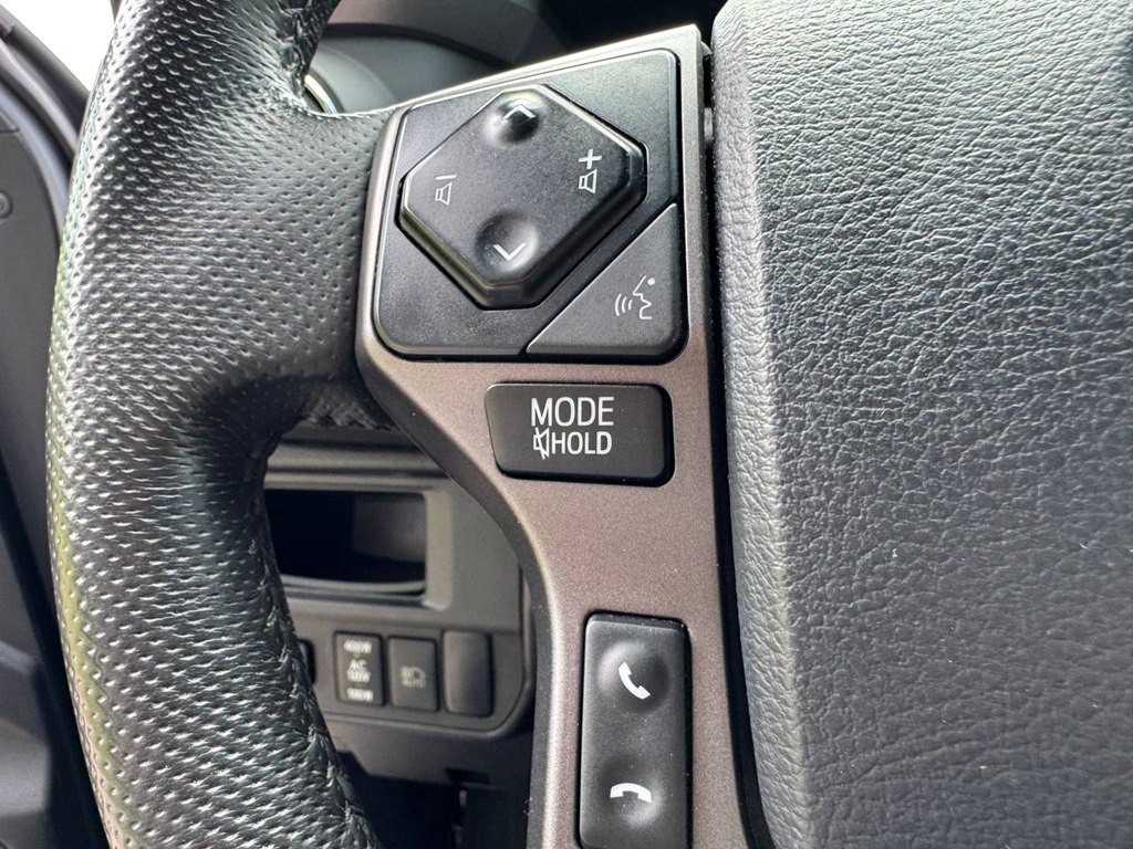 2019 Toyota Tacoma Image 40