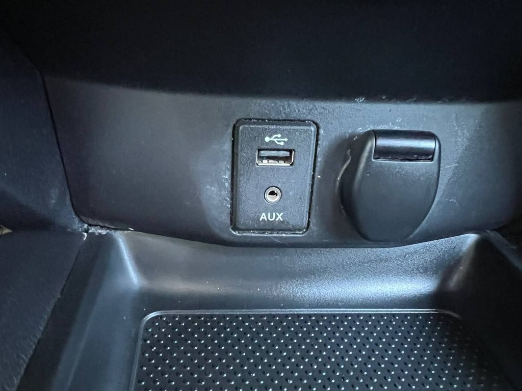 2014 Nissan Rogue Image 21