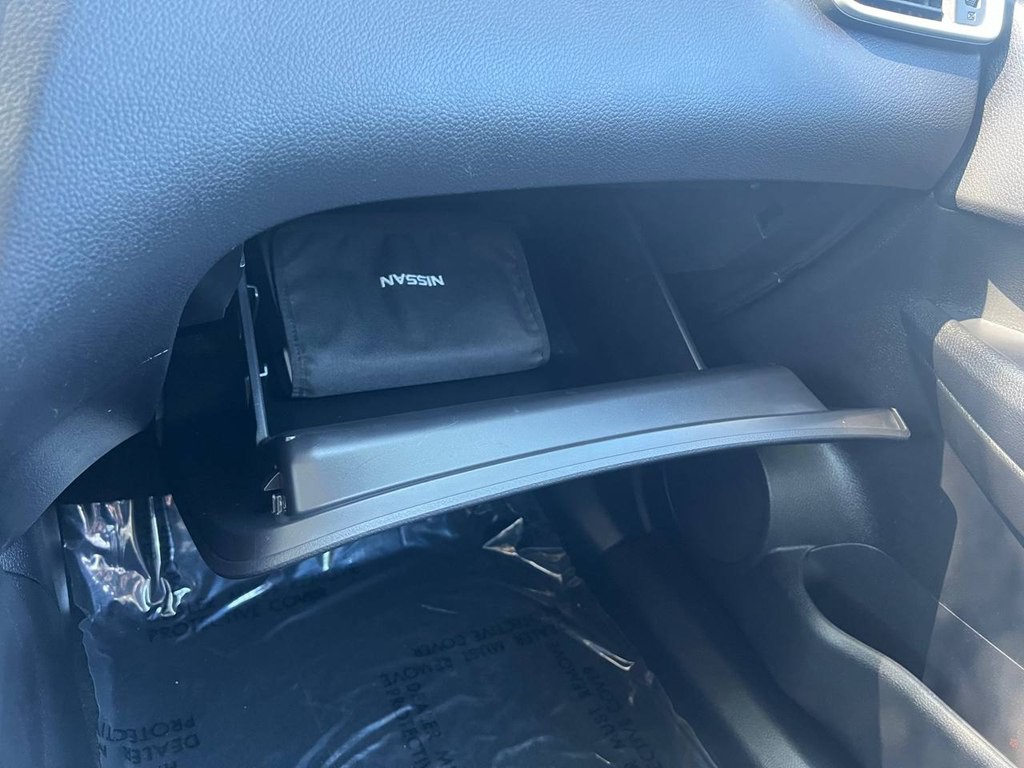 2014 Nissan Rogue Image 28