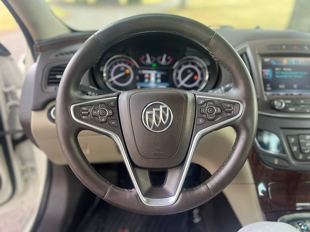 2015 Buick Regal Image 21