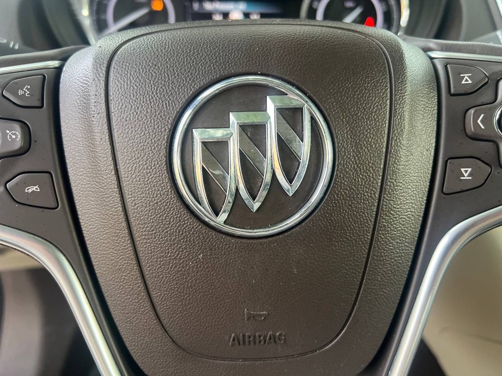 2015 Buick Regal Image 24