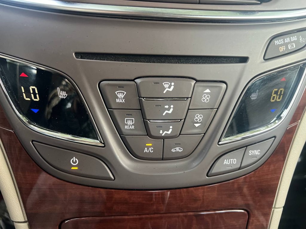 2015 Buick Regal Image 26