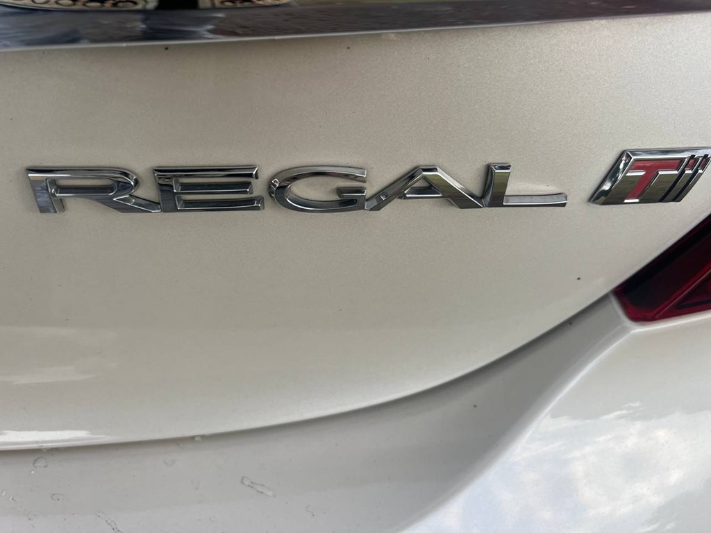 2015 Buick Regal Image 37