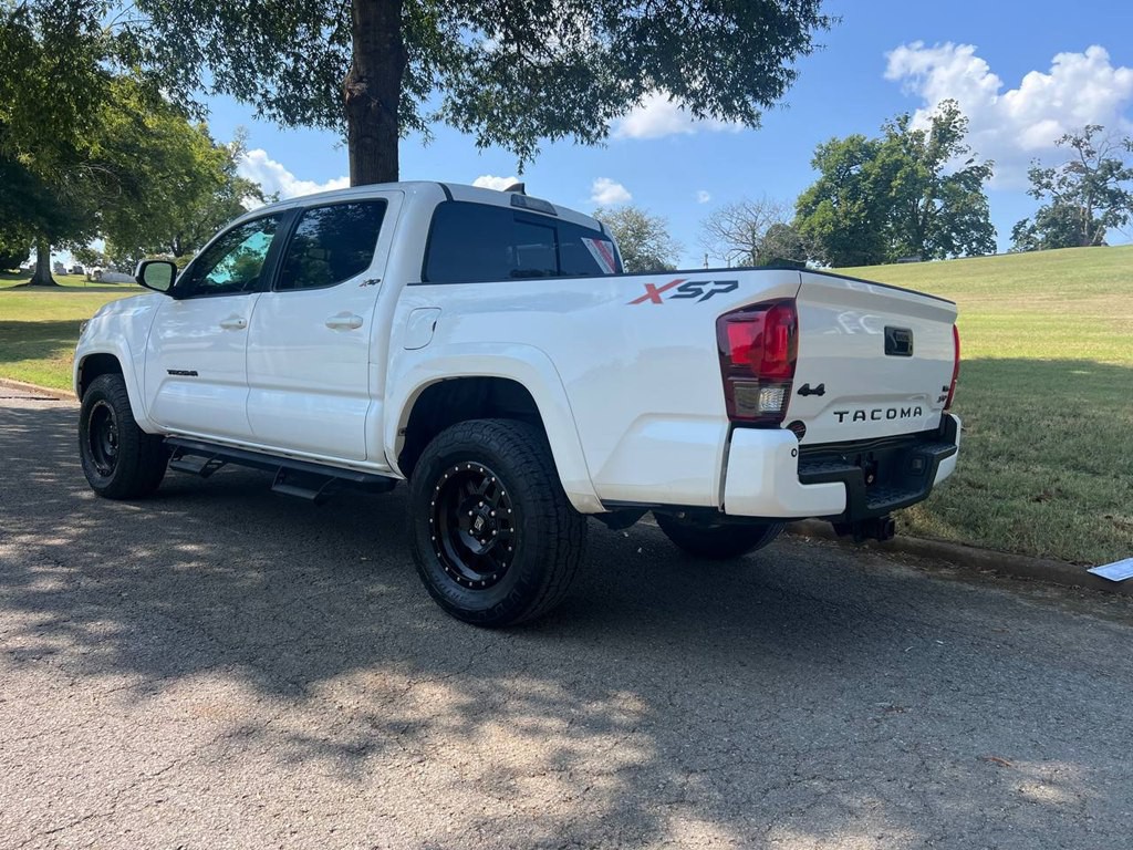 2018 Toyota Tacoma Image 4