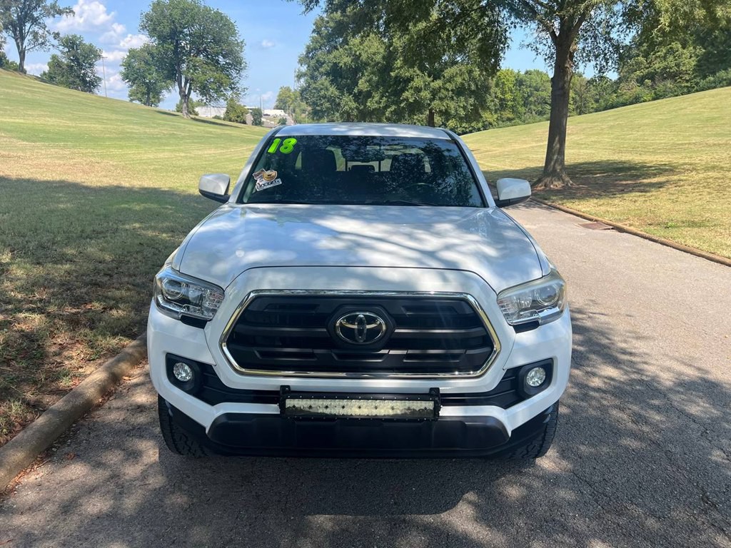 2018 Toyota Tacoma Image 8