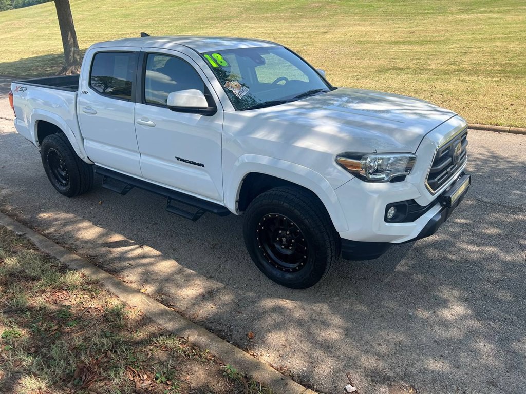 2018 Toyota Tacoma Image 9