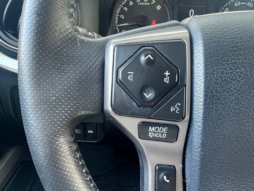 2018 Toyota Tacoma Image 25