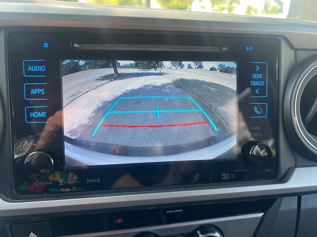 2018 Toyota Tacoma Image 29