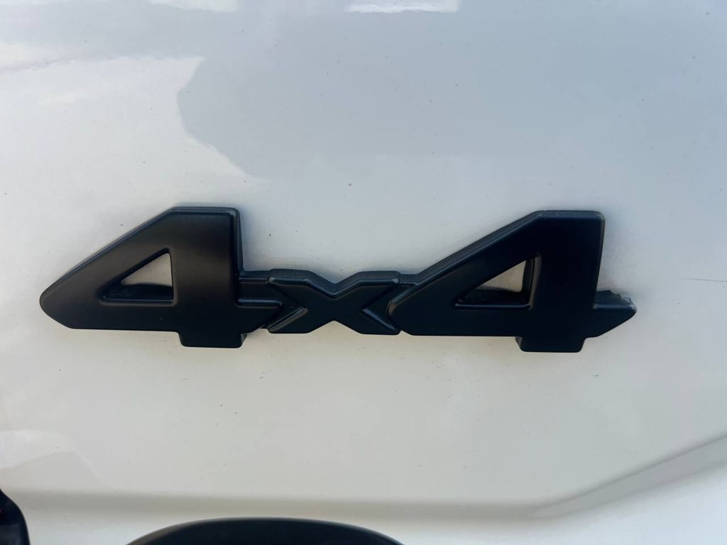 2018 Toyota Tacoma Image 40