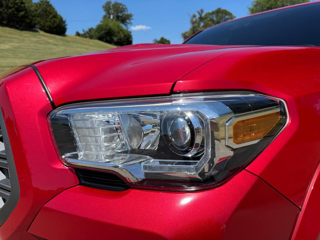 2023 Toyota Tacoma Image 13