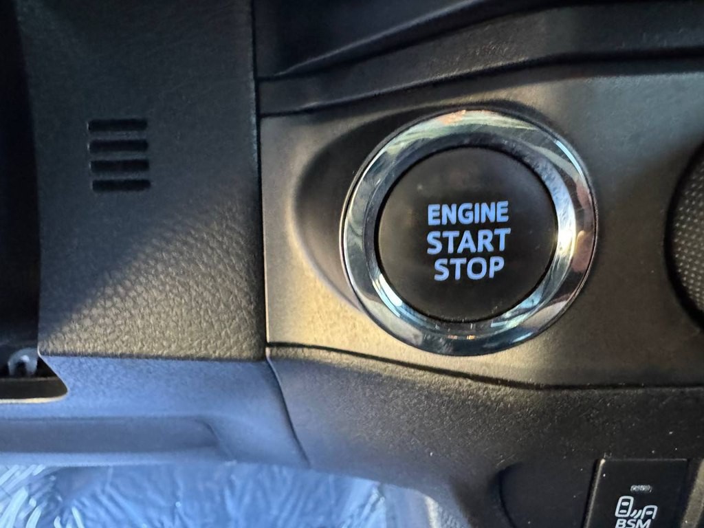 2023 Toyota Tacoma Image 29
