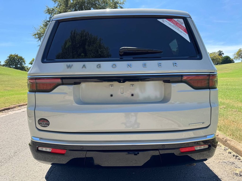 2022 Jeep Wagoneer Image 5