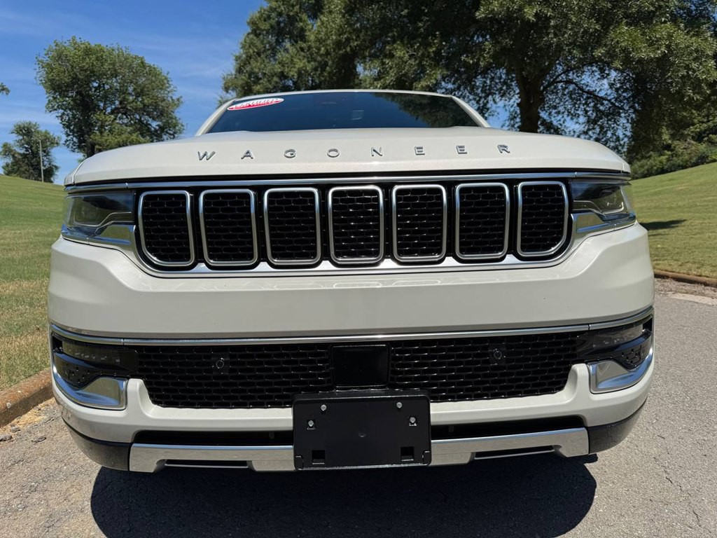 2022 Jeep Wagoneer Image 10