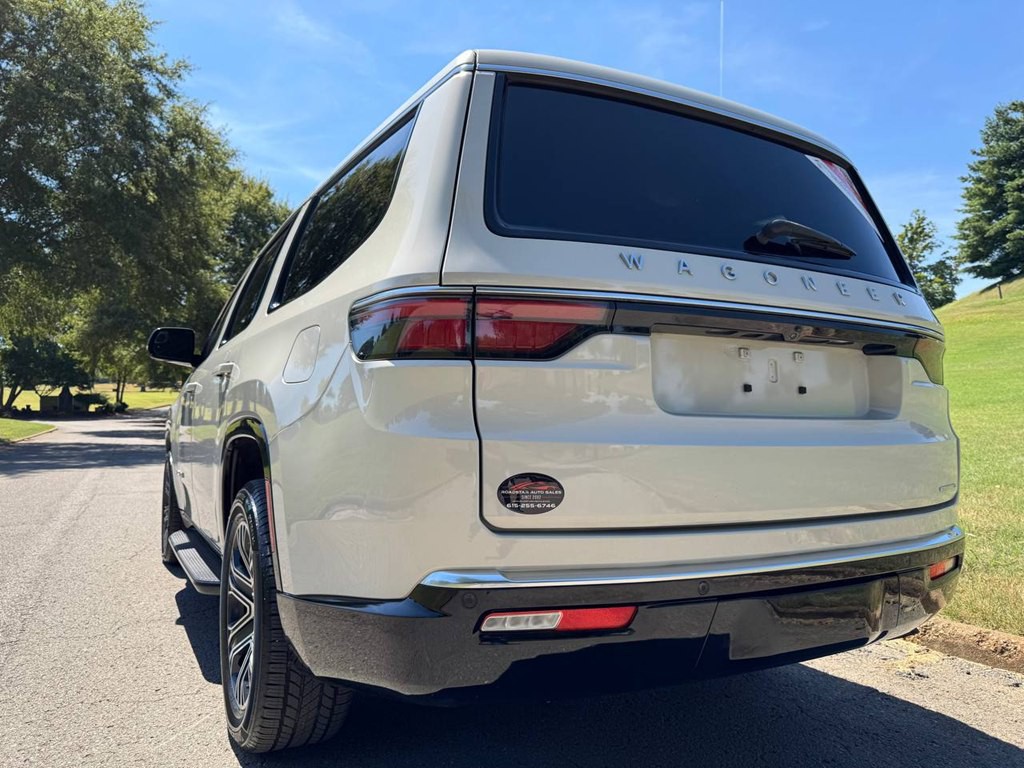 2022 Jeep Wagoneer Image 21