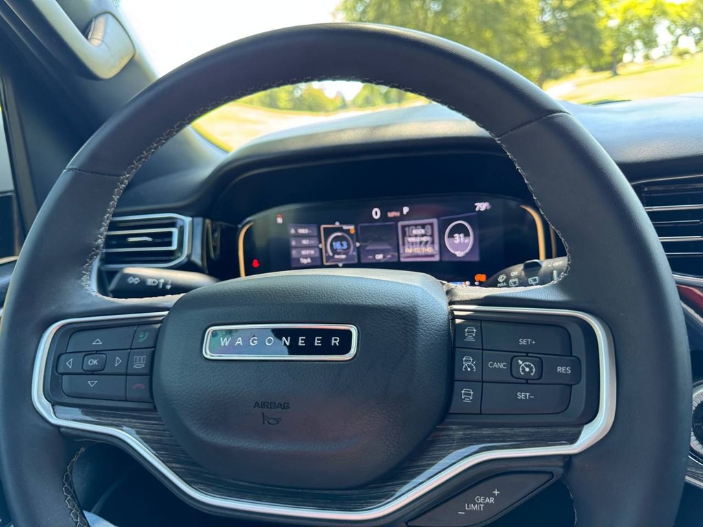 2022 Jeep Wagoneer Image 45