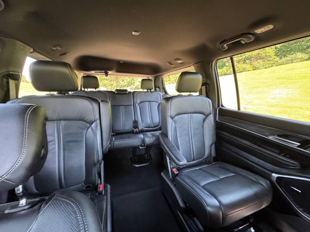 2022 Jeep Wagoneer Image 56