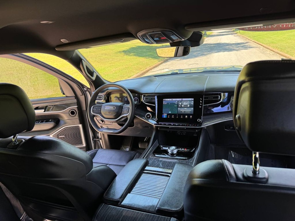 2022 Jeep Wagoneer Image 59