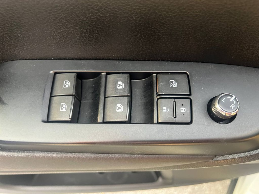 2019 Toyota Highlander Image 10